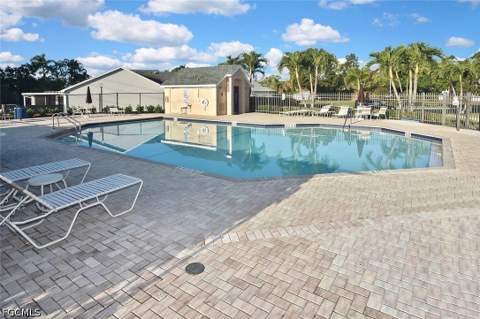 15065 Cloverdale Dr, Fort Myers FL - photo 16 of 22