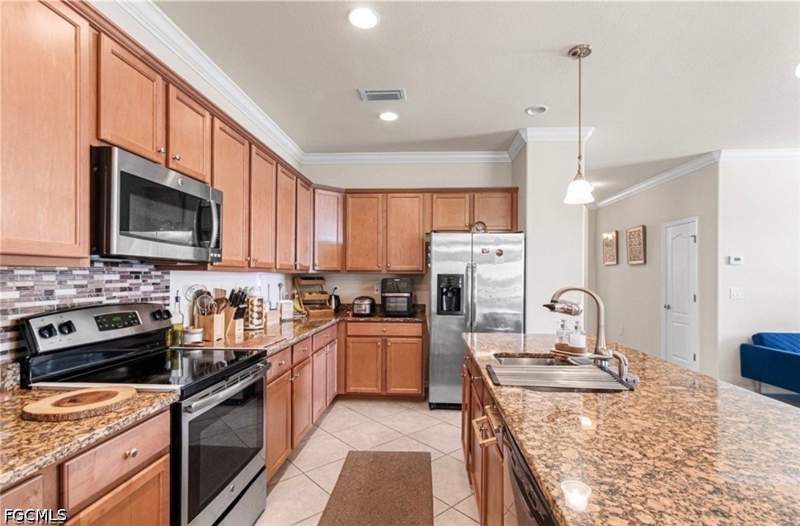 4 bedroom SingleFamilyResidence at 11656 Eros Rd, Olympia Pointe, Lehigh Acres — photo 5