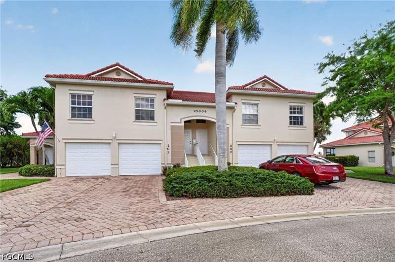 3 bedroom Condominium at 25009 Peacock Ln 1-201, Orchid Cove, Naples — photo 2