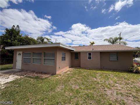 1933 Flamingo Dr, North Fort Myers FL - photo 21 of 48