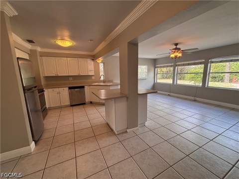 1933 Flamingo Dr, North Fort Myers FL - photo 9 of 48