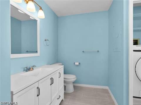 1494 Trafalgar Ln C, Naples FL - photo 21 of 49
