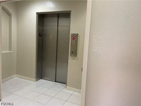 10031 Lake Cove Dr 302, Fort Myers FL - photo 10 of 15