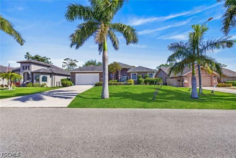 3 bedroom SingleFamilyResidence at 1217 SW 18th St, Palmetto Pines Country Club, Cape Coral — photo 3