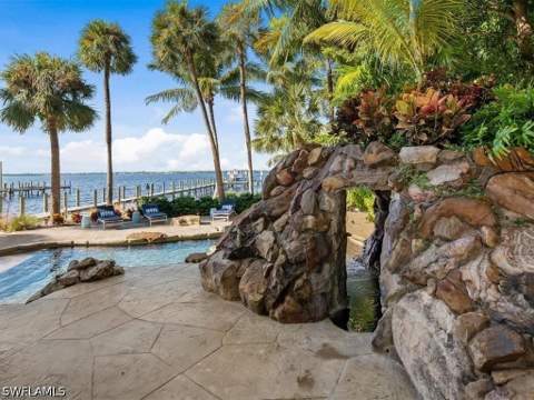 100 Fairview Ave, Fort Myers FL - photo 13 of 42
