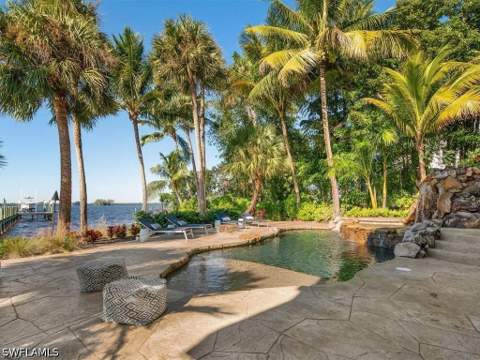 100 Fairview Ave, Fort Myers FL - photo 14 of 42