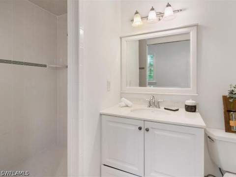 100 Fairview Ave, Fort Myers FL - photo 18 of 42