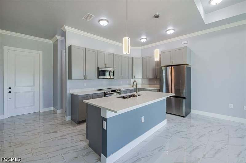 4 bedroom SingleFamilyResidence at 9022 Bamboo Cir, Port Labelle, Labelle — photo 4