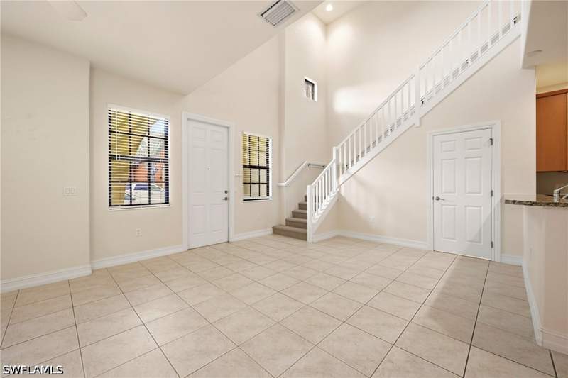 2 bedroom Townhouse at 9098 Capistrano St S 7103, Ole, Naples — photo 4