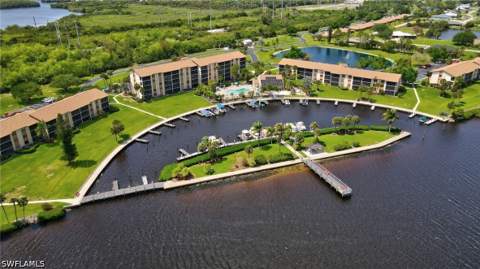 16000 Bay Pointe Blvd 307, North Fort Myers FL - photo 9 of 47