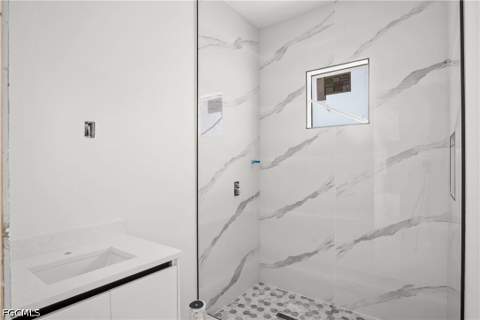 710 Sheldon Ave, Lehigh Acres FL - photo 10 of 50
