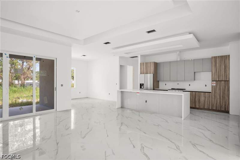 4 bedroom SingleFamilyResidence at 710 Sheldon Ave, Lehigh Acres, Lehigh Acres — photo 2
