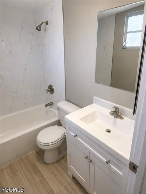 6491 Royal Woods Dr, Fort Myers FL - photo 24 of 43