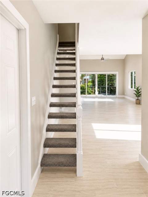 6491 Royal Woods Dr, Fort Myers FL - photo 7 of 43