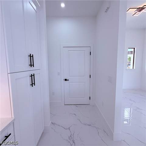 3910 10th St W, Lehigh Acres FL - photo 15 of 33