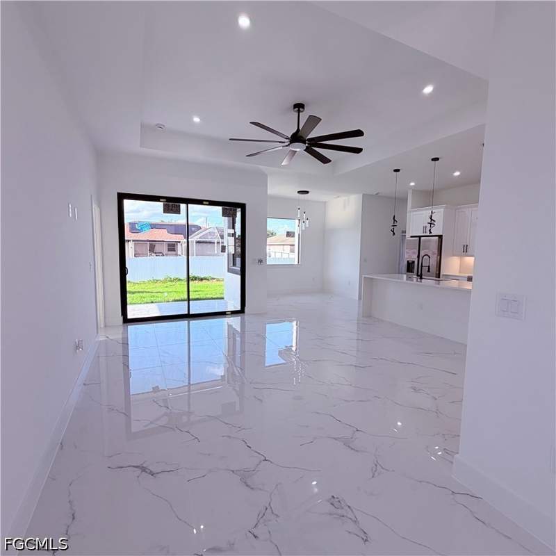3 bedroom SingleFamilyResidence at 3910 10th St W, Lehigh Acres, Lehigh Acres — photo 3