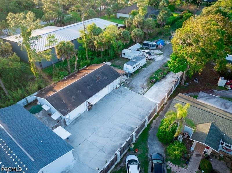 4 bedroom SingleFamilyResidence at 3871 White Blvd, Golden Gate Estates, Naples — photo 3