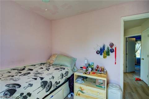 1002 Henry Ave, Lehigh Acres FL - photo 8 of 30