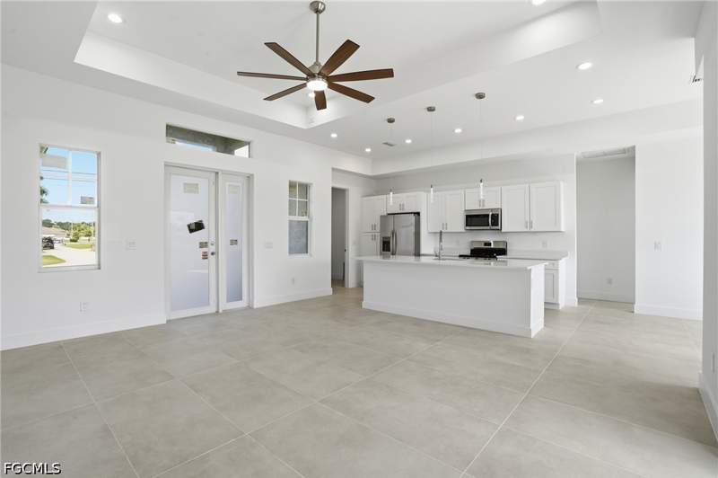 3 bedroom SingleFamilyResidence at 4324 NE 14th Ave, Cape Coral, Cape Coral — photo 4