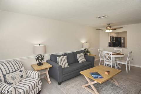 6300 S Pointe Blvd 436, Fort Myers FL - photo 16 of 33