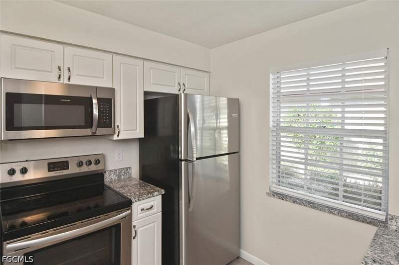 1 bedroom Condominium at 6300 S Pointe Blvd 436, South Pointe Villas Condo, Fort Myers — photo 5