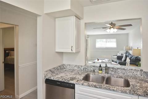 6300 S Pointe Blvd 436, Fort Myers FL - photo 8 of 33