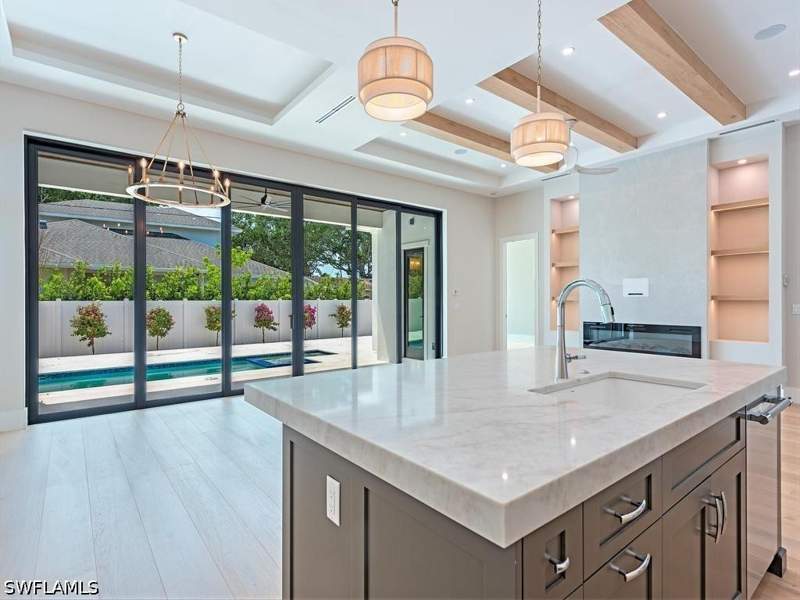 4 bedroom SingleFamilyResidence at 1102 9th Ave N, Lake Park, Naples — photo 4