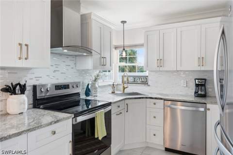 813 N Barfield Dr, Marco Island FL - photo 15 of 50