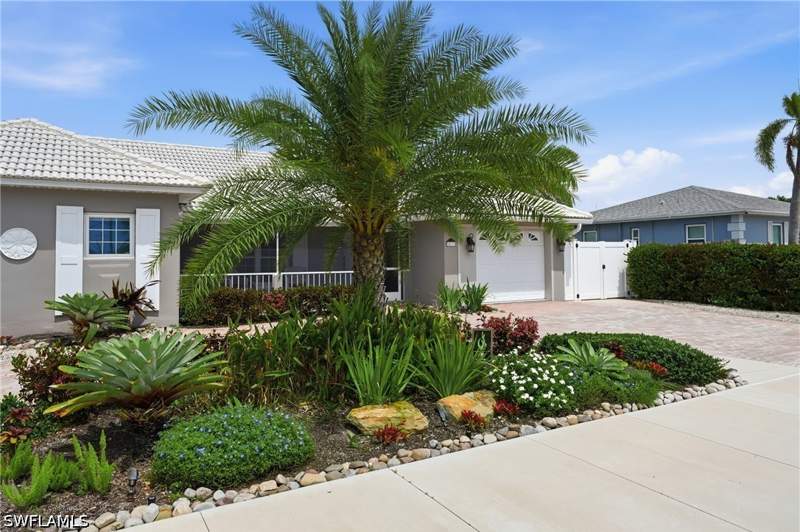 3 bedroom SingleFamilyResidence at 813 N Barfield Dr, Marco Island, Marco Island — photo 3