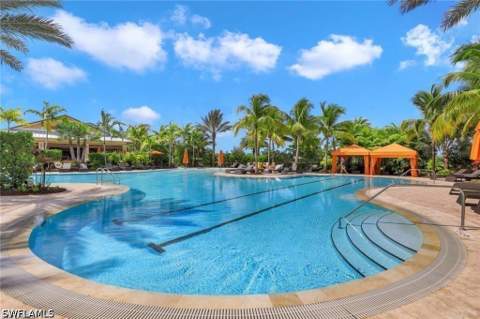 9650 Montelanico Loop 102, Naples FL - photo 23 of 36