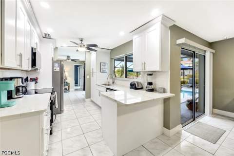 5103 Pelican Blvd, Cape Coral FL - photo 13 of 42