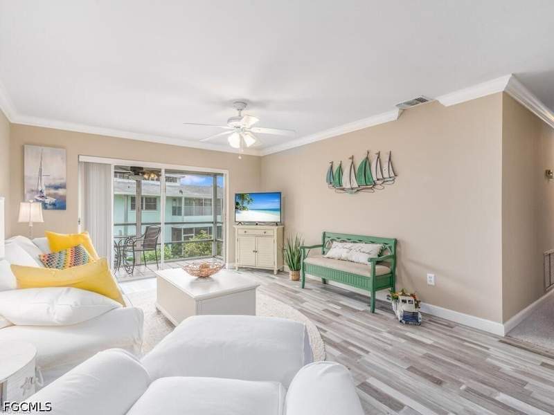 2 bedroom Condominium at 1010 Tropic Ter, Tropic Terrace, North Fort Myers — photo 2