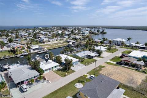 2639 Bridgeview St, Matlacha FL - photo 22 of 28