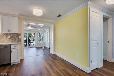 2639 Bridgeview St, Matlacha FL - photo 6 of 28