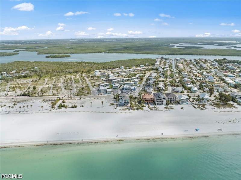 2 bedroom Condominium at 3045 Estero Blvd 7D, Gulf Westwind Condo, Fort Myers Beach — photo 2