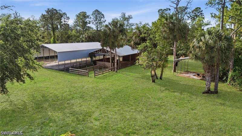 3 bedroom SingleFamilyResidence at 940 10th St SE, Golden Gate Estates, Naples — photo 5