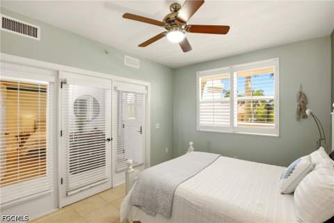 3313 Sunset Key Cir 105, Punta Gorda FL - photo 19 of 30