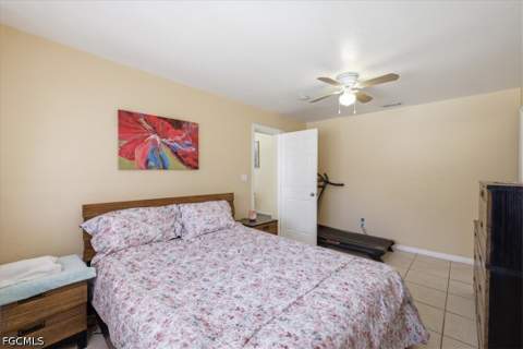 1524 Markdale St E, Lehigh Acres FL - photo 13 of 31