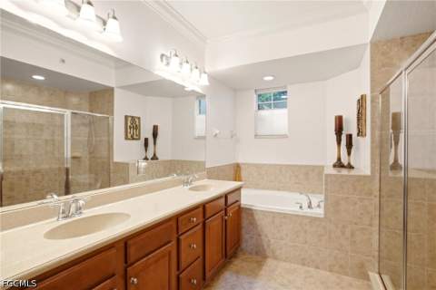 13010 Pebblebrook Point Cir 101, Fort Myers FL - photo 13 of 24