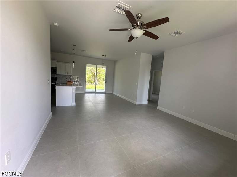 3 bedroom SingleFamilyResidence at 1856 Montana St, Greenbriar, Lehigh Acres — photo 2