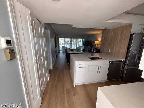 300 Park Shore Dr 1B, Naples FL - photo 13 of 21