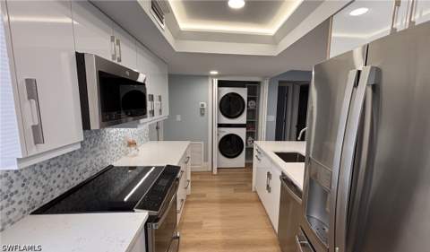 300 Park Shore Dr 1B, Naples FL - photo 8 of 21