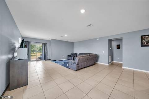 10549 Canal Brook Ln, Lehigh Acres FL - photo 12 of 43