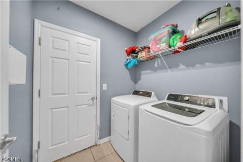 10549 Canal Brook Ln, Lehigh Acres FL - photo 14 of 43