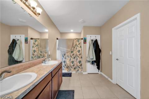 10549 Canal Brook Ln, Lehigh Acres FL - photo 24 of 43