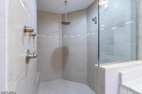16382 Viansa Way 201, Naples FL - photo 12 of 30