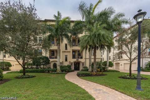 16382 Viansa Way 201, Naples FL - photo 21 of 30