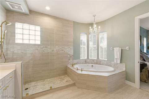 2605 Estrella Ct Ph 3, Naples FL - photo 19 of 48