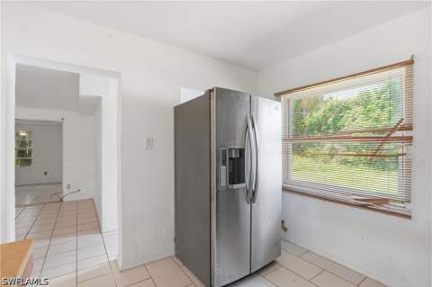 78 Victoria Dr, North Fort Myers FL - photo 10 of 24