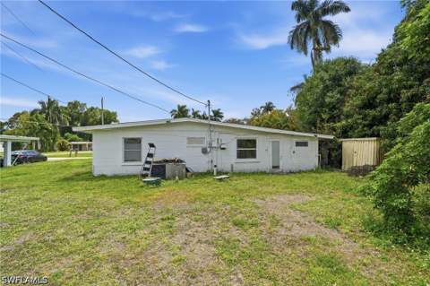 78 Victoria Dr, North Fort Myers FL - photo 23 of 24